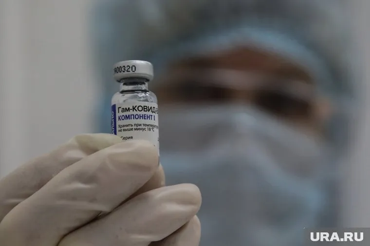 Кирилл Дмитриев отметил, что «ковид-паспорта» нужны людям, прошедшим вакцинацию от коронавируса