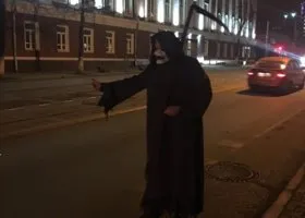 «Не гоняй!» В Перми «смерть с косой» ловила такси