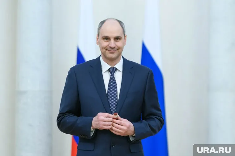 Денис Паслер провел совещание по комплектованию ВС РФ