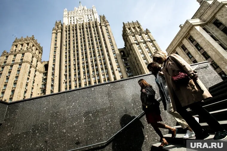 Россия не ставит никаких предварительный условий для начала переговоров с Украиной, заявили в МИД РФ