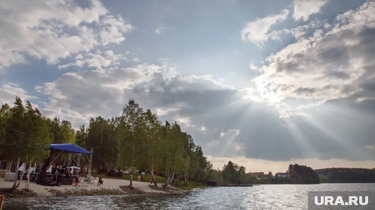 Оба отеля планируют открыть через два года