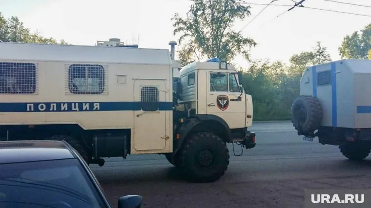 В Карталы приехал областной ОМОН