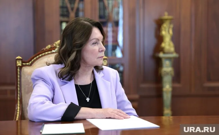 Свою карьеру в судебной системе Подносова начала в 1990 году