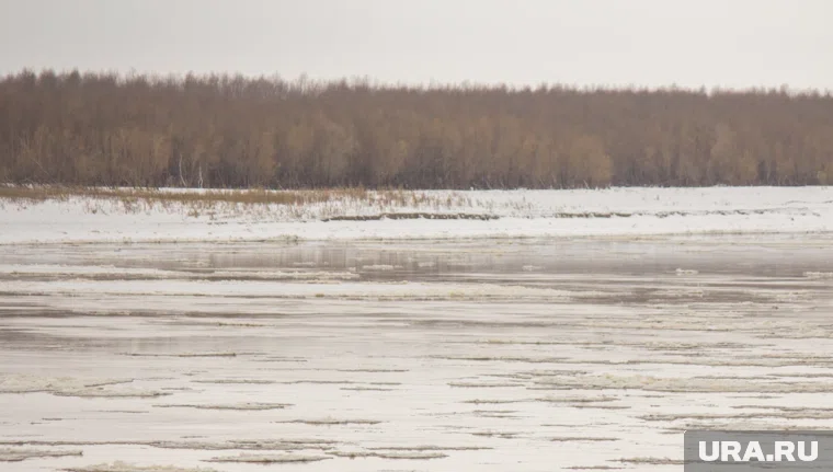 Скоро реки замерзнут совсем (архивное фото)
