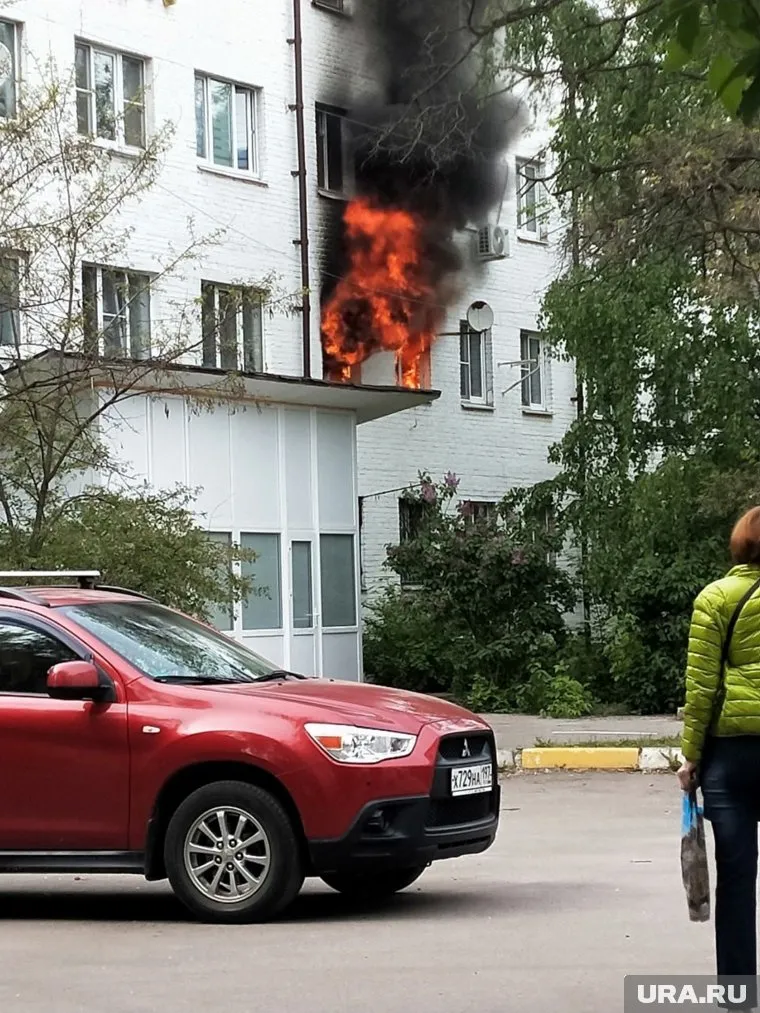ЧП произошло в пятиэтажном жилом доме