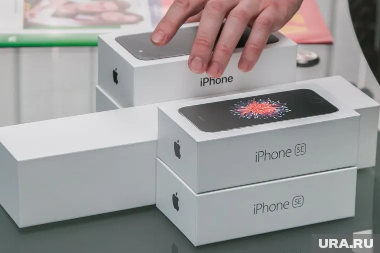 Apple снизила производство гаджетов
