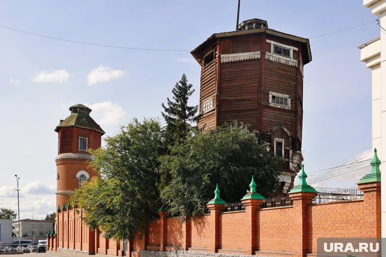 Здание водонапорной башни в центре Кургана продают более чем за один миллион рублей
