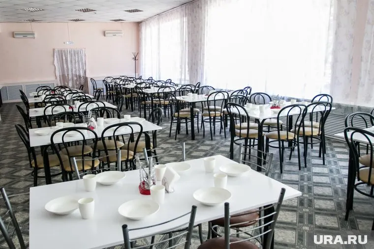 В столовой «Золушка» ревизоры нашли массу нарушений