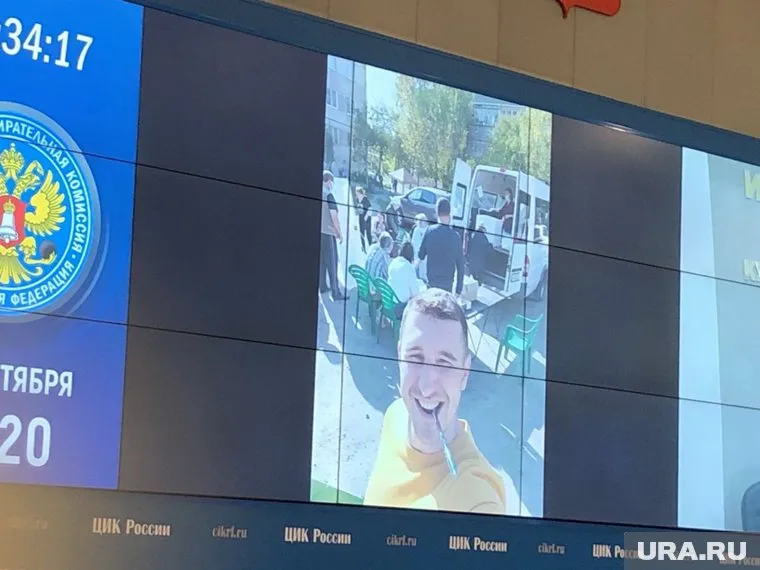 В Курганской области избирательный участок работал в автобусе