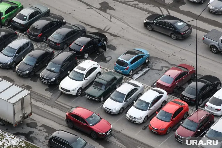 На парковке в Воронеже нашли тело студента из Нового Уренгоя (архивное фото)