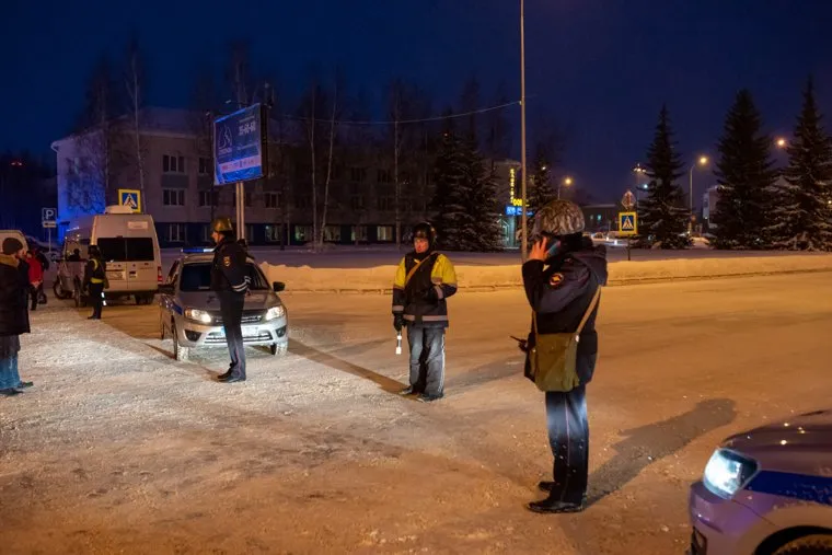Экстренные службы в аэропорту Ханты-Мансийска, полиция, дпс