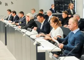 Первые кандидаты на должность главы Челябинска представили свои доклады