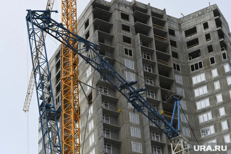 В Тюмени произошло ЧП на стройке ЖК "Корней"