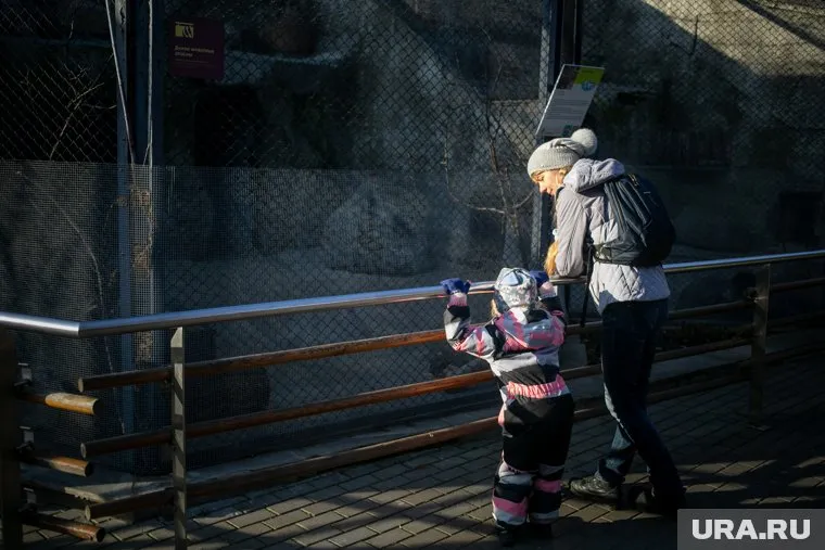 Пенсионный фонд напомнил, что многодетные мамы могут выйти на пенсию раньше