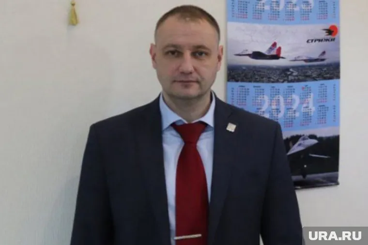 В Чувашии уволили скандального мэра Максима Семенова