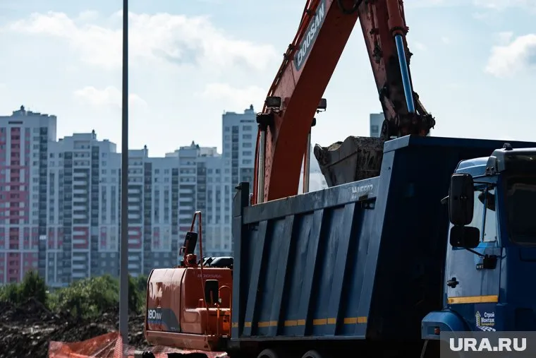 Представители КПРФ покусились на мечту екатеринбургских строителей