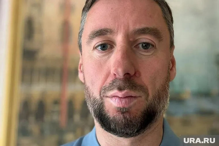 Бакальчук назвал разговоры бывшей жены о готовности помочь ему - странными