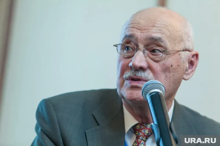 Политолог Евгений Сучков предрекает Единой России конституционное большинство