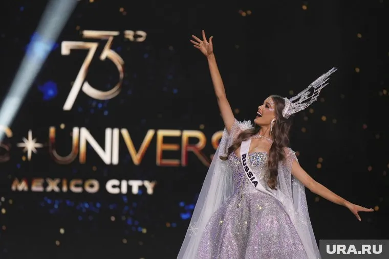 На конкурсе «Мисс Россия» Валентина Алексеева выступала в национальном костюме «Русской зимы»