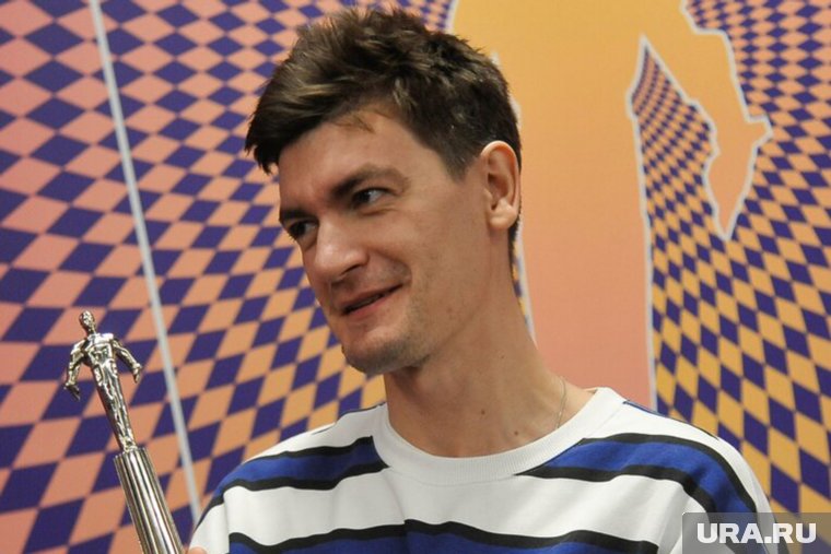 Тайная свадьба, скандал из-за SHAMANа и отъезд из России: Александру Гудкову — 42