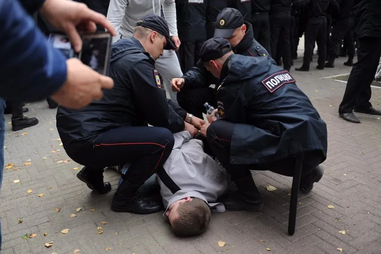 Несанкционированный митинг необр