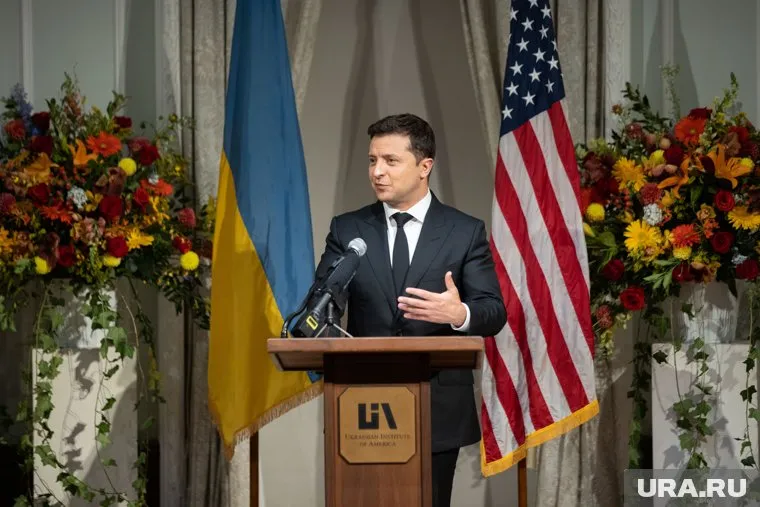 США должны оказать давление на Владимира Зеленского, считает Фрэнк Говард