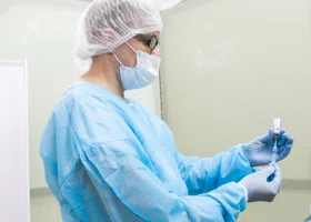 Более полумиллиона жителей ХМАО привились от гриппа с начала осени