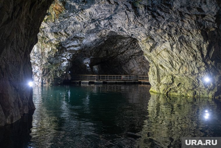 Подземные миры России: куда поехать вместо закрытой Кунгурской пещеры