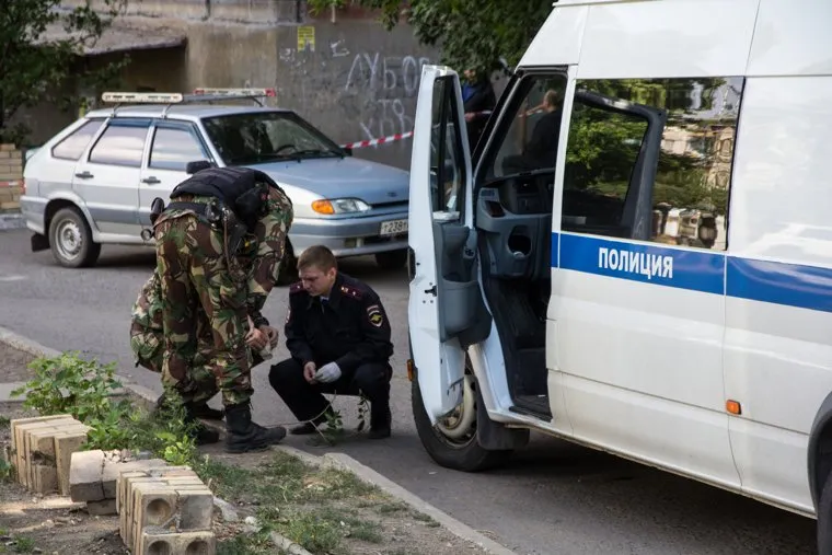 Взрыв во дворе дома № 51 на улице Советской Армии. Магнитогорск
