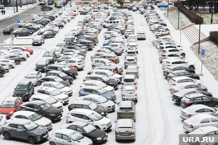 На бюджетный автомобиль челябинцам в среднем нужно копить около года