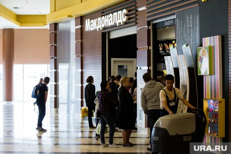 McDonald’s подала заявку на регистрацию товарного знака «Макдак» в Роспатент