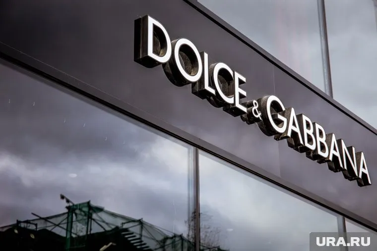 По мнению депутата Госдумы РФ Анатолия Выборного, Dolce & Gabbana пропагандирует ЛГБТ-ценности.
