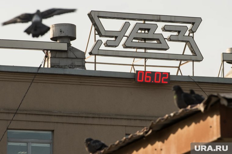 Главный танковый завод России сокращает людей: как УВЗ справлялся с кризисами