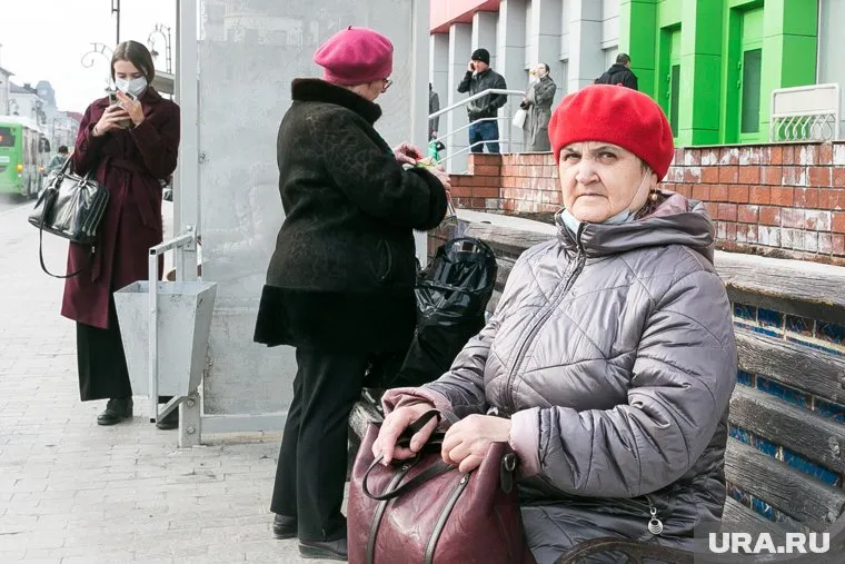 Пенсию жительницы ЯНАО незаконно перевели в негосударственный ПФ
