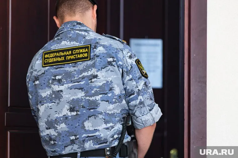 Из-за приставов мужчина не мог продать земельный участок