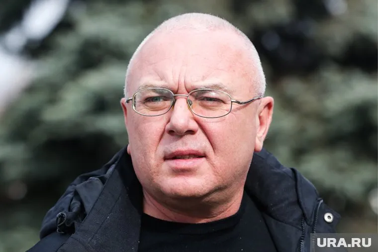 Павла Лобкова избили во дворе на Патриарших прудах