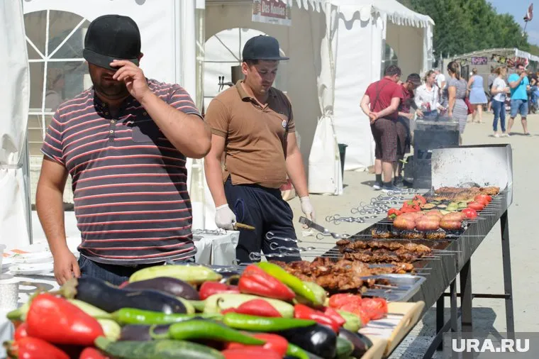 Человеку для долголетия нужны не углеводы, а белки и жиры