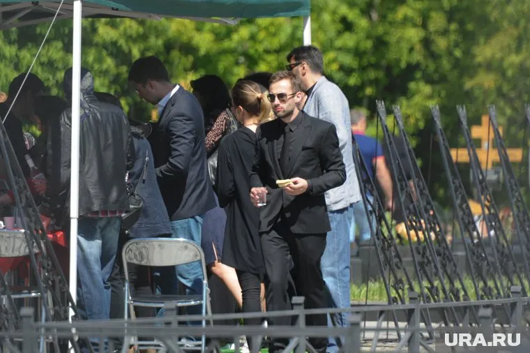 Отец Фриске рассказал, что Шепелев обзывал и унижал певицу