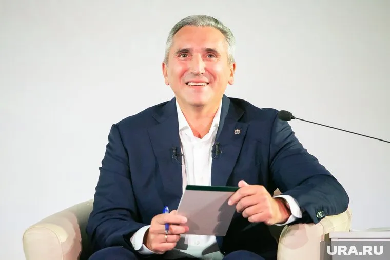 Губернатор Моор пообещал режиссеру фильма снега летом