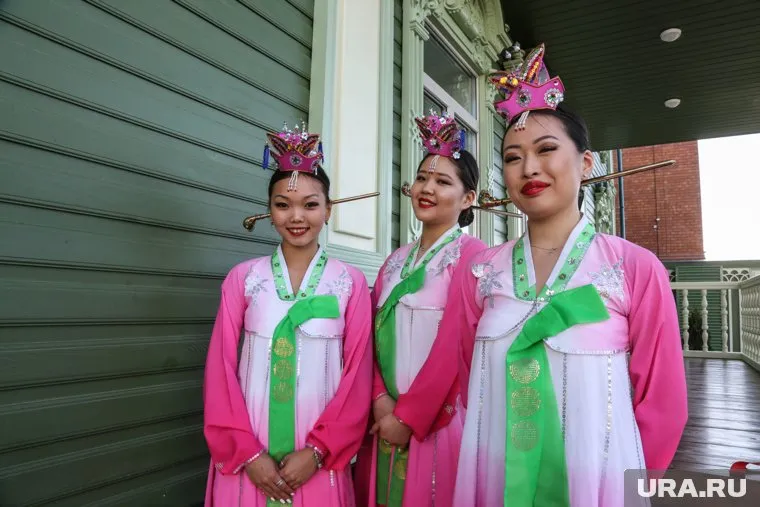 В Южной Корее очень маленький коэффициент рождаемости, что заставляет власть создавать новые проекты для стимулирования рождаемости