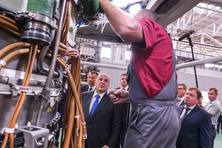 Михаил Мишустин во время своего посещения Самары. Самара