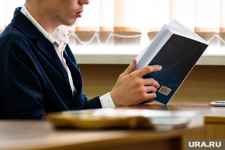 О ЧП стало известно после того, как один из учащихся рассказал обо всем маме