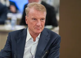 Греф: «Сбер» сократит 20% сотрудников