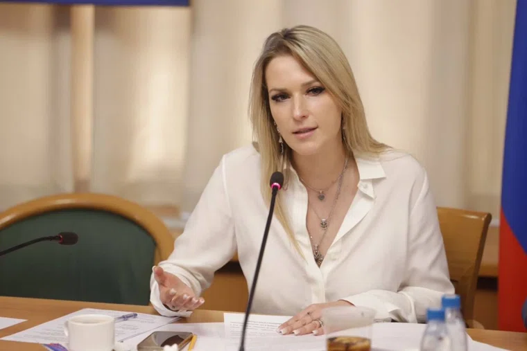 После обращения к Яне Лантратовой пенсия челябинки выросла на 8 тысяч рублей