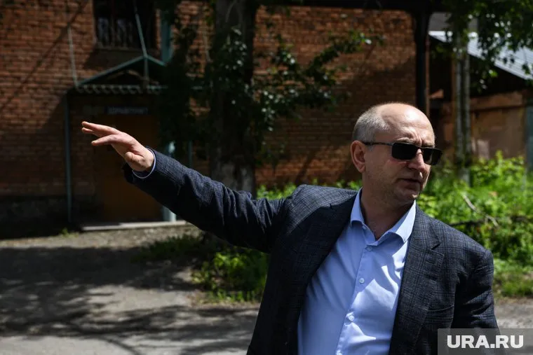 Экс-гендиректор компрессорного завода Денис Тасаков банкротит учредителя УКЗ