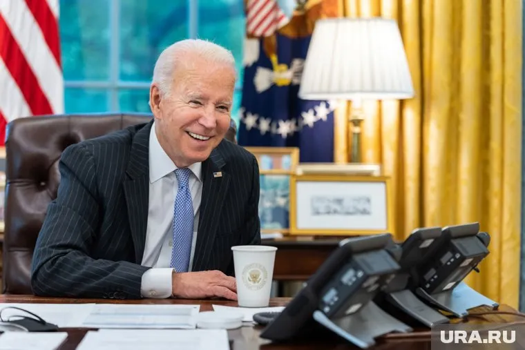 Джо Байден планирует создание масштабного глобального конфликта, сообщает WSWS