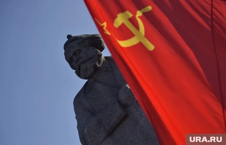 Украина пытается дистанцироваться от советского прошлого