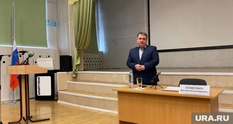 Глава Нижневартовска провел встречу с жителями пострадавших домов