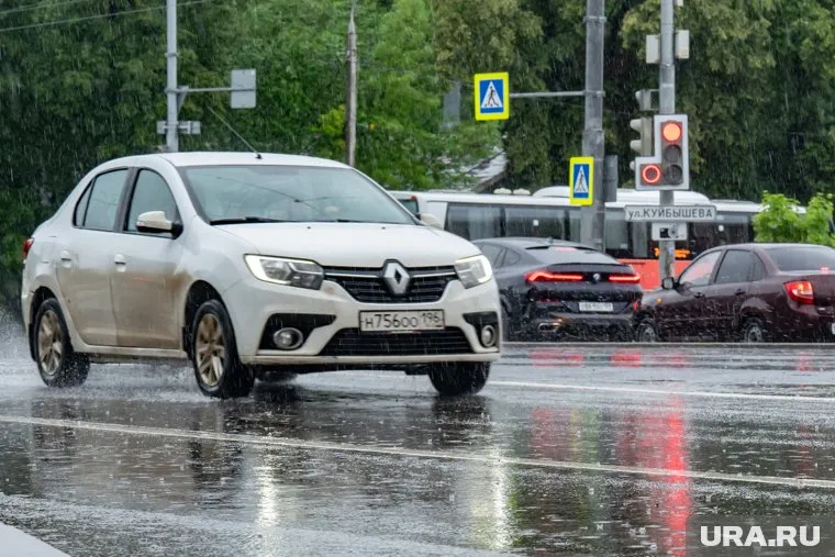 Автомобилистам рекомендуют ездить аккуратнее