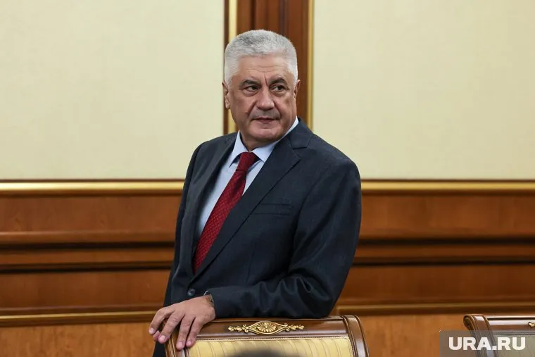 Колокольцев заявил, что существуют проблемы с зарплатами в МВД